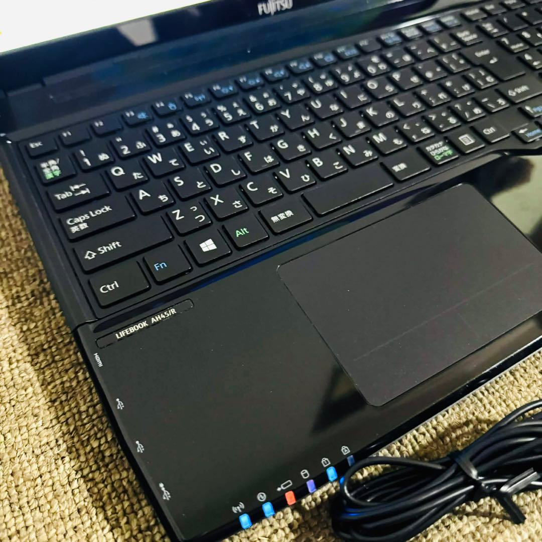 S282 富士通ノートパソコン WEBカメラSSDサクサク動くWindows11 - メルカリ