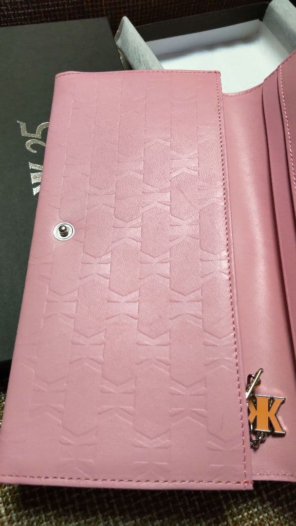 新品未使用 吉川晃司 25thモニカピンク 長財布 チャーム付きファン