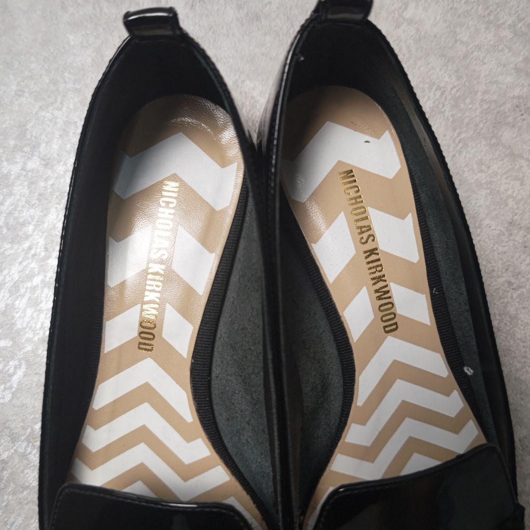 ニコラスカークウッド エナメル パンプス フラット 23.5cm ブラック