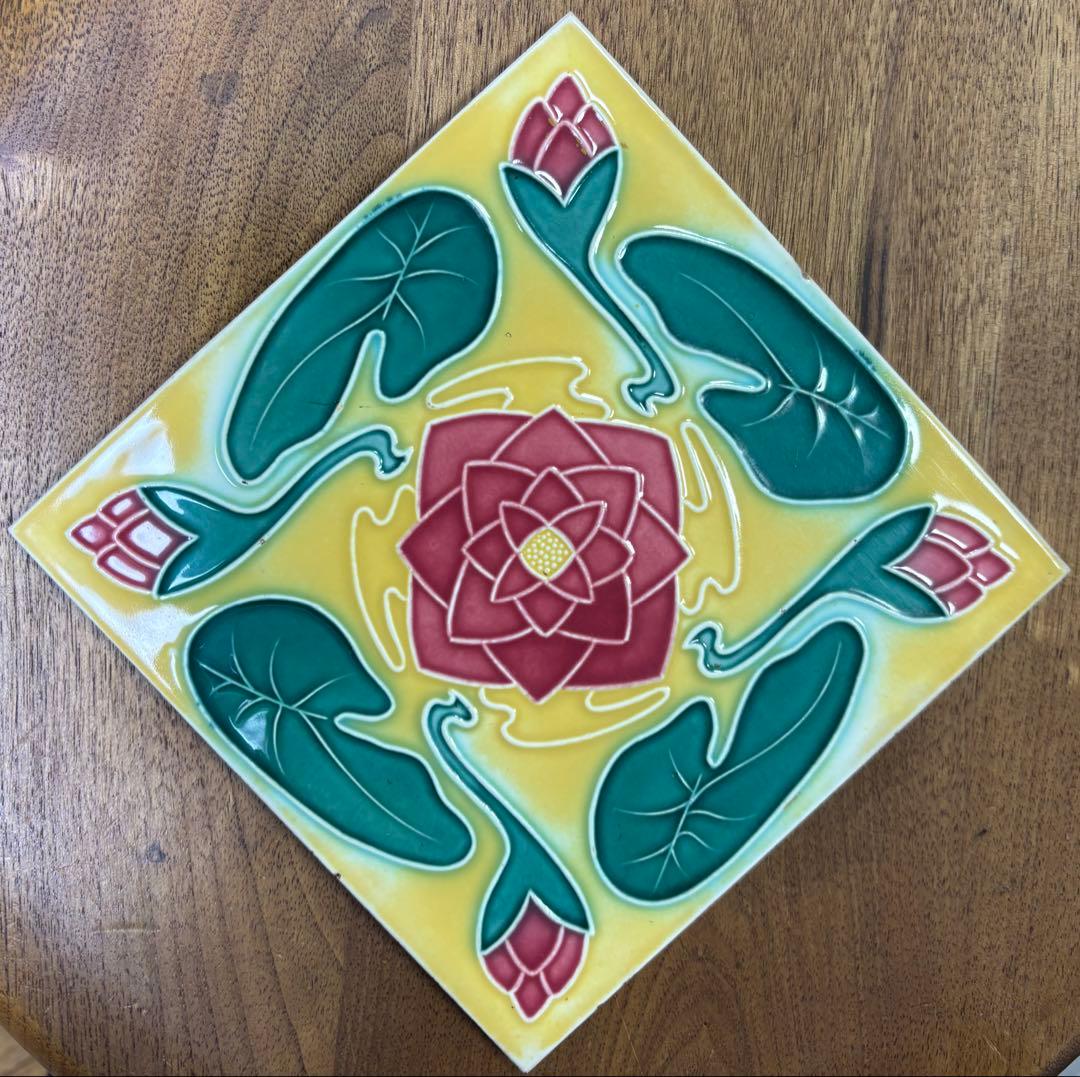 マジョリカタイル 台湾 チューブライン 蓮 - メルカリ