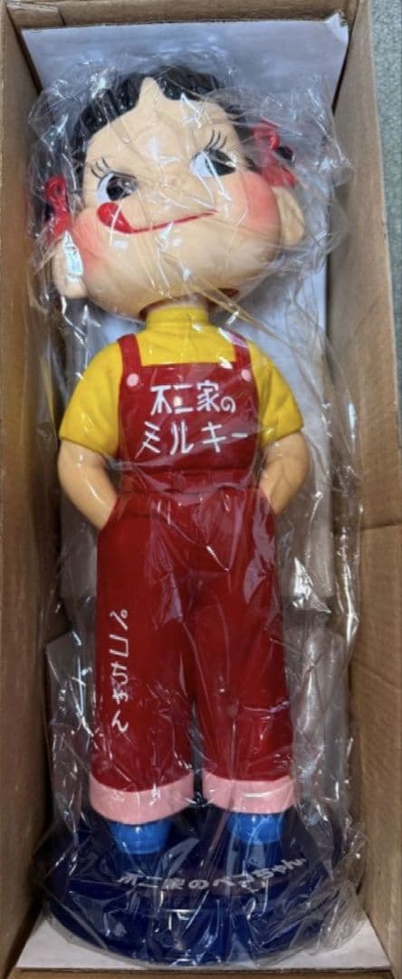 不二家創業100周年記念復刻版ペコちゃん - メルカリ