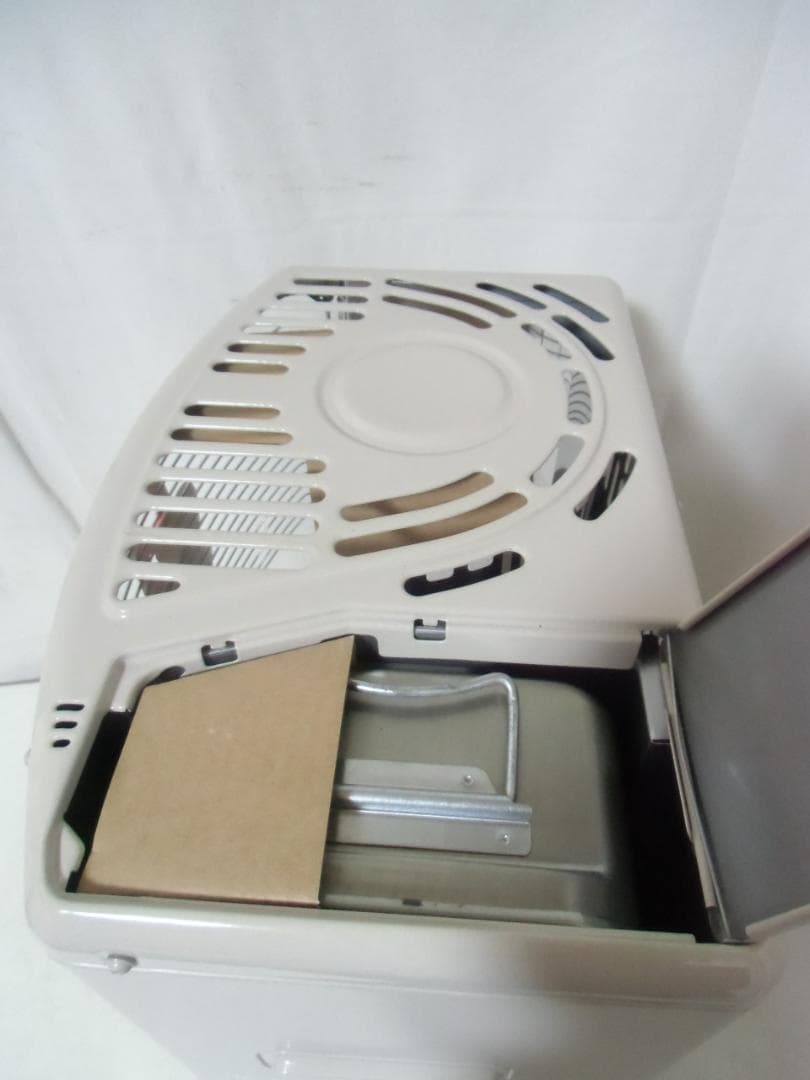 未使用品 SHARP 石油ストーブ HSR-21E-C 小型ストーブ 長期保管 - メルカリ