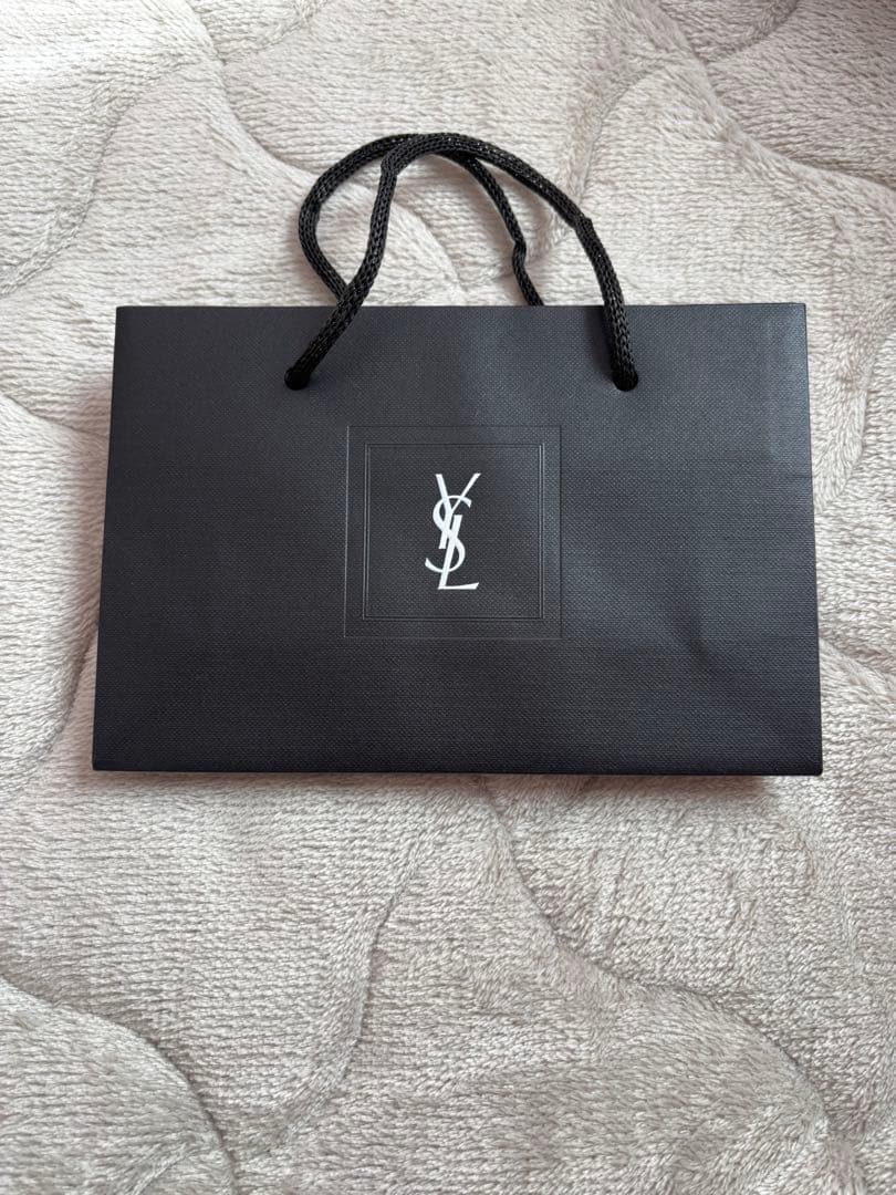 新品未開封YSLアイシャドウパレット126 -スパークリングラスト　ショッパー付