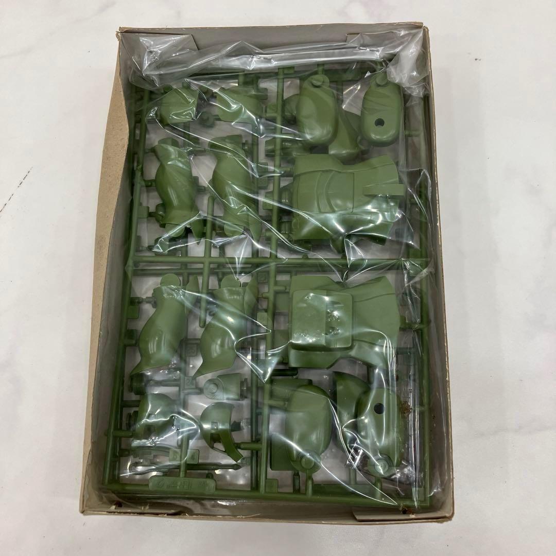 希少】1/144 旧型ザク ガンプラ 旧キット(バンザイマーク) - メルカリ