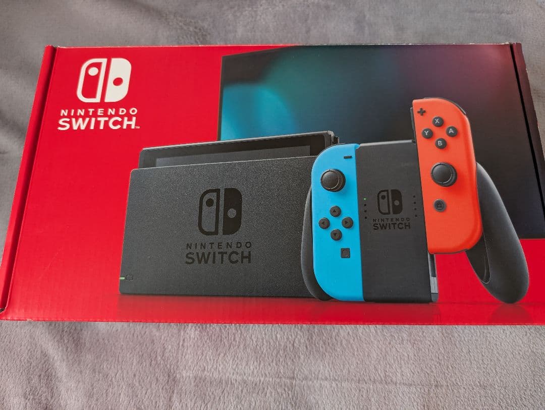 Nintendo Switch 本体 2020年度製 ソフト付き Nintendo Switch 2 本体 （日本語・国内専用） | 任天堂 | BEE-S-KB6CA