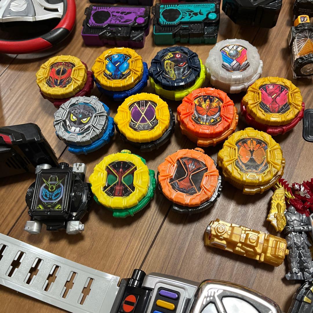 仮面ライダー 変身ベルト グッズ 戦隊ヒーロー リュウソウジャー