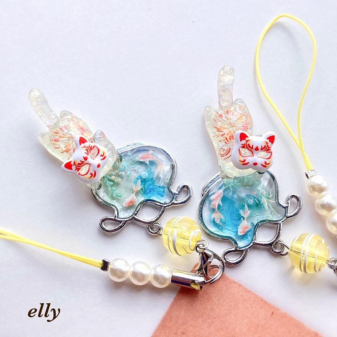 sawasawa様】1392.琉球ガラス 向日葵 じゃれ猫 レジン チャーム - メルカリ