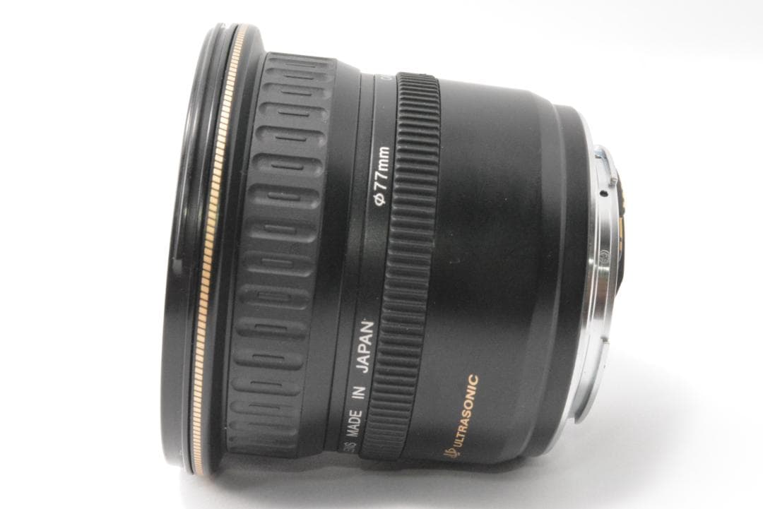 キャノン　Canon EF 20-35mm F3.5-4.5 USM