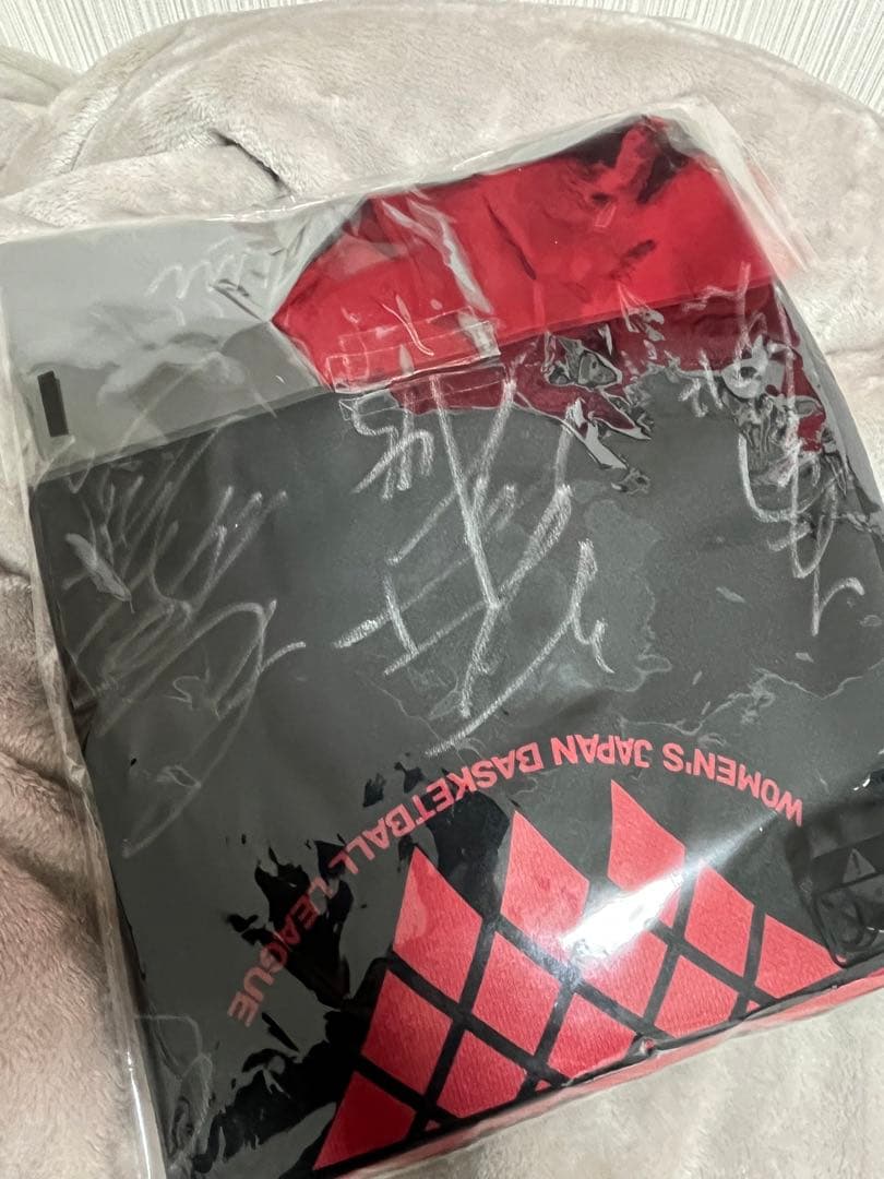 Wリーグ 21-22シーズン トヨタ サイン入りTシャツ - メルカリ