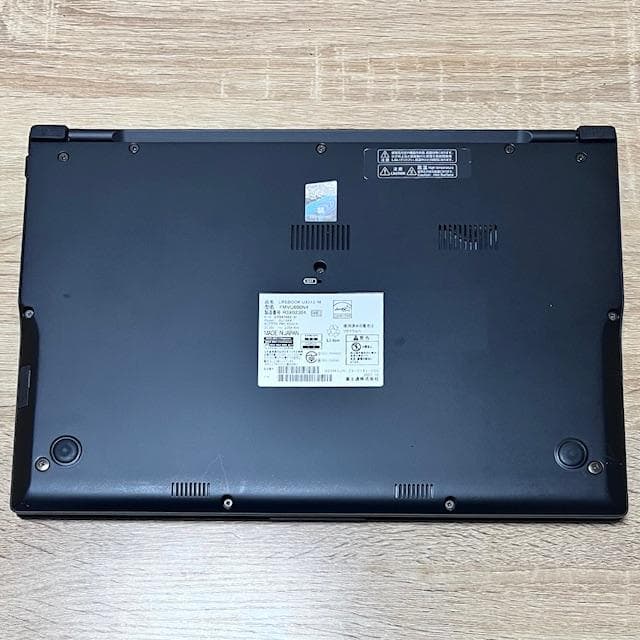 2023モデル《超ウルトラスリム》！新品大容量SSD搭載！LIFEBOOK