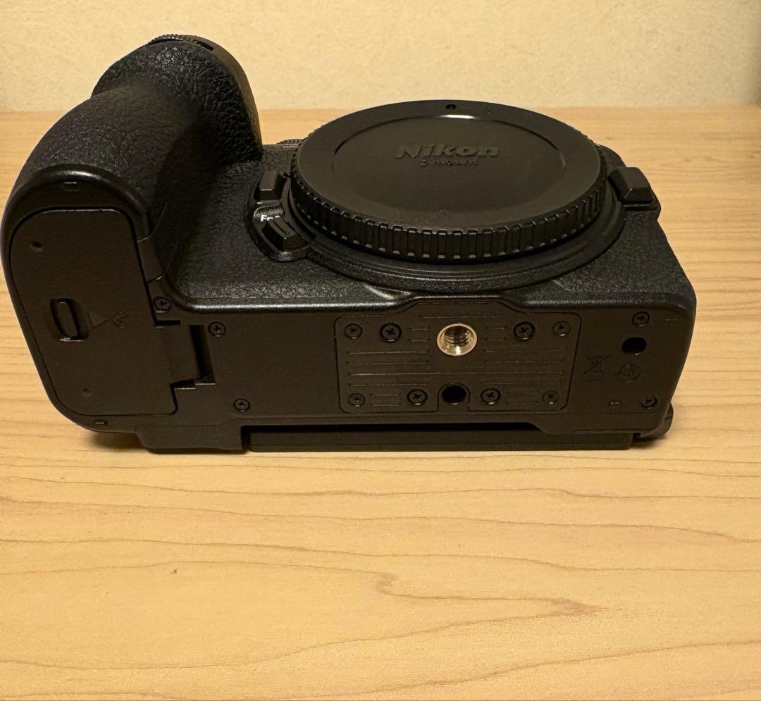 極美品】ショット数206 Nikon z5ii ミラーレスカメラ - メルカリ