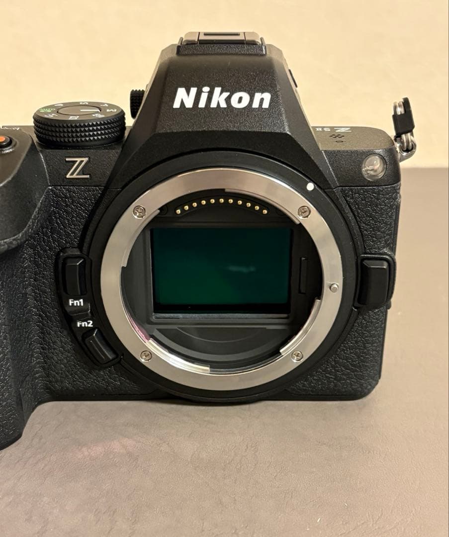 極美品】ショット数206 Nikon z5ii ミラーレスカメラ - メルカリ