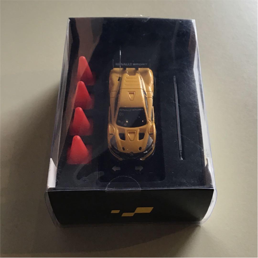 ルノー スポール R.S.01 ラジコン