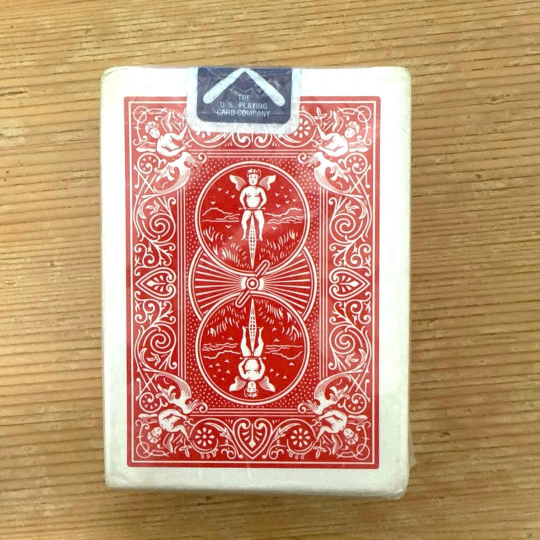 A*i様 【新品未使用】非売品 OriginalFake KAWS トランプ 赤 - メルカリ