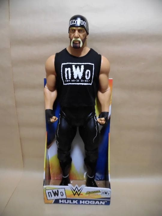 nWo WWF ハルクホーガン プロレスラー ボディービル 筋肉マン