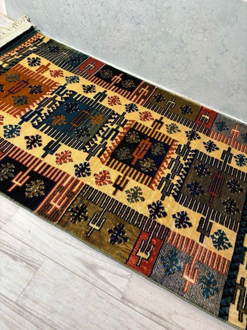 ラグ IZMIR 玄関マット　ビンテージ　ベルギー製ビンテージ品 青*阜様 IZMIR ベルギー ラグ 玄関マット ヴィンテージ品 - メルカリ