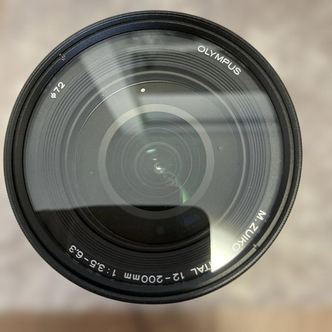 OLYMPUS 12-200mm f/3.5-6.3 ズームレンズ