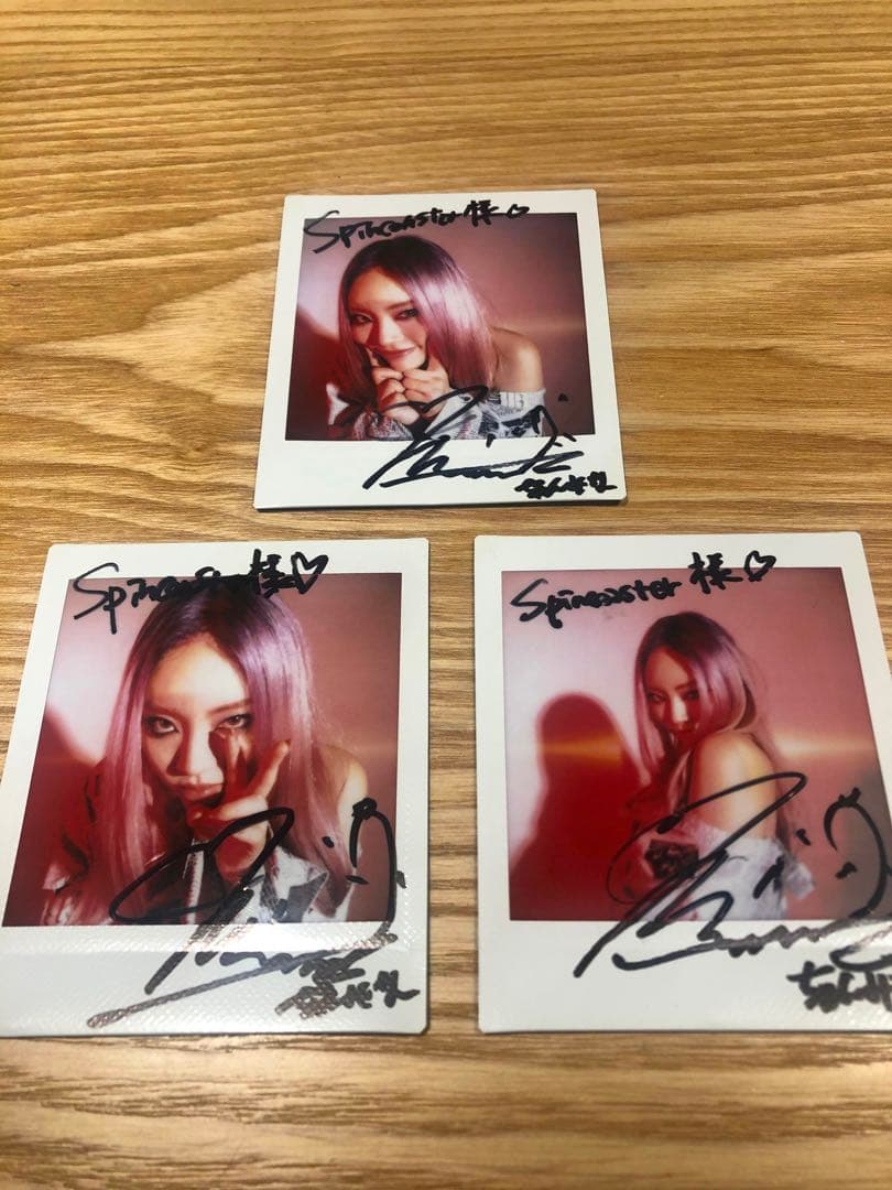 I*r様 ちゃんみなチェキ サイン入り I*r様 ちゃんみなチェキ サイン入り - メルカリ