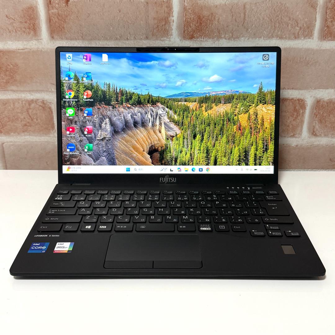 ☆バッテリー良好☆ 超軽量845g 第11世代Corei7 富士通 H53