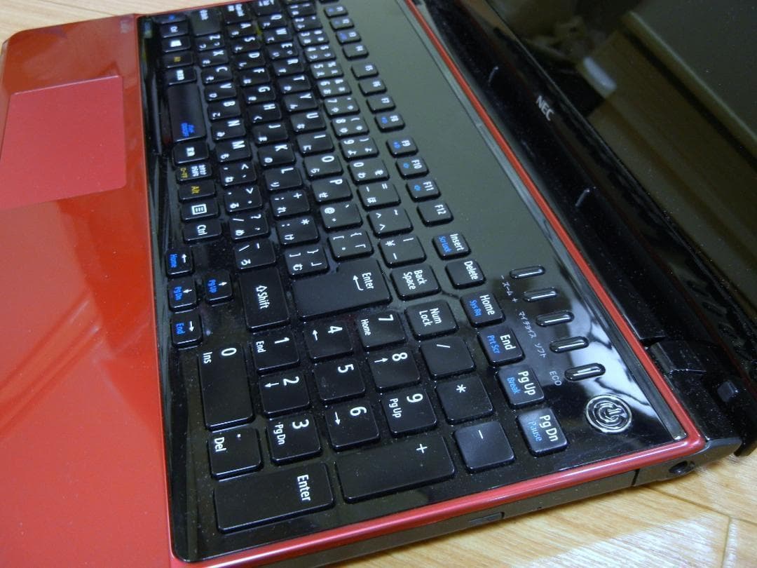 Core i3 SSDで快適 オフィ-ス付き NEC LaVie ノートパソコン