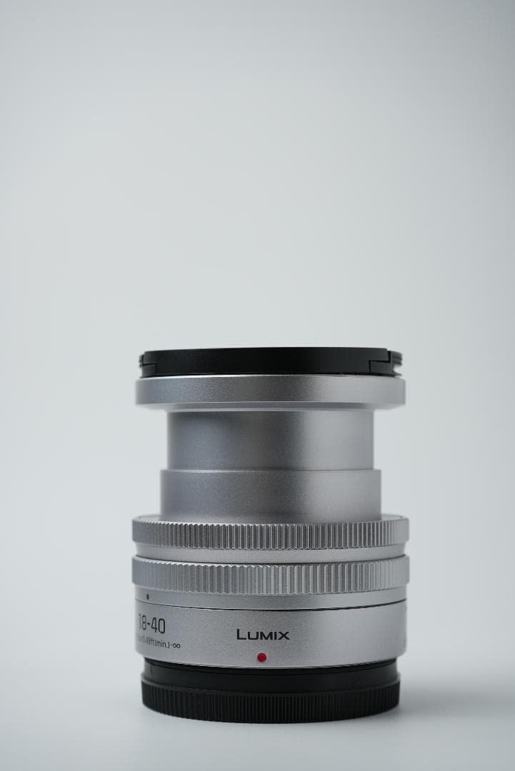【ほぼ新品】パナソニック LUMIX S 18-40mm F4.5-6.3