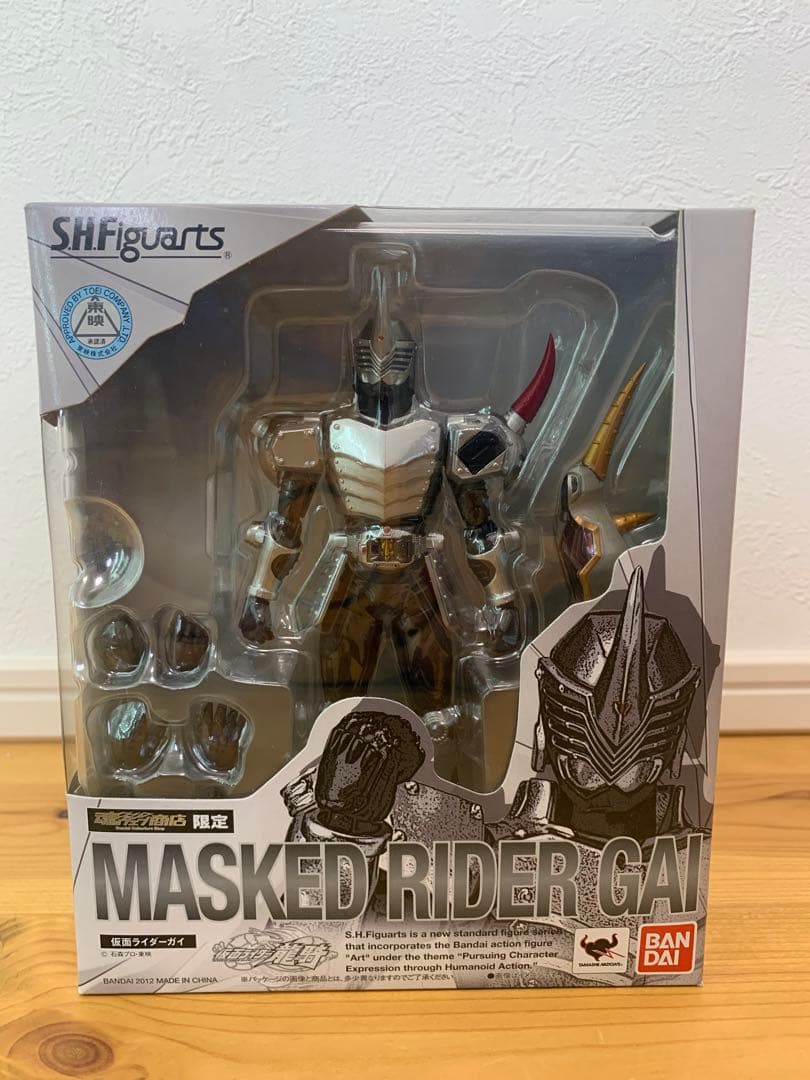 S.H.Figuarts　仮面ライダー龍騎　ジェノサイダー　王蛇　ガイ　ライア