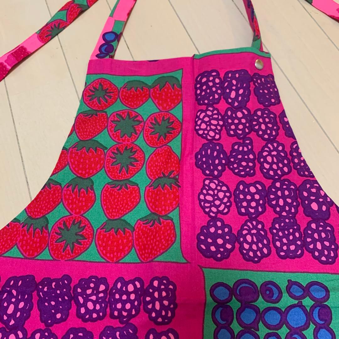 新品未使用 マリメッコ エプロン ムンモランマルヤット 廃盤品 希少