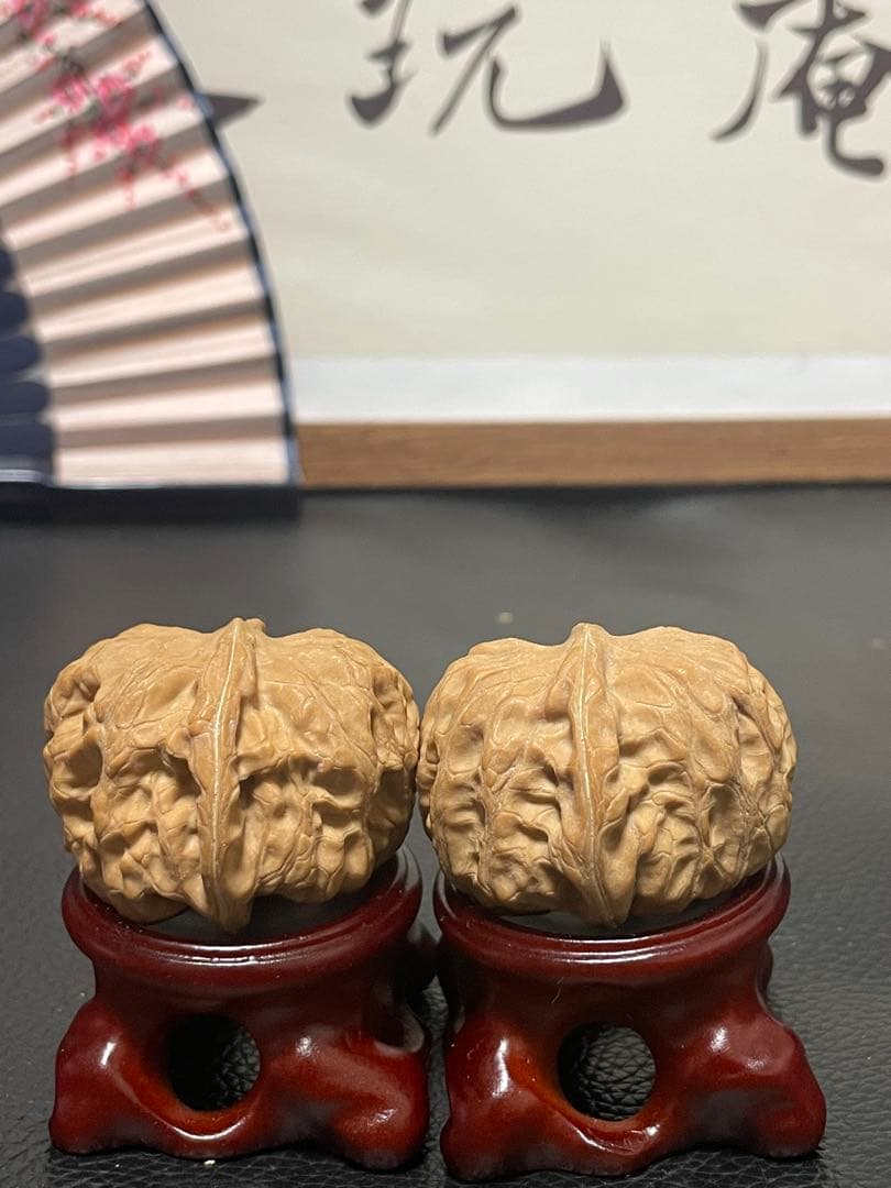 No.546 ❤️遊ぶクルミ 文玩核桃 高級小衆 精配门头沟元宝 - メルカリ