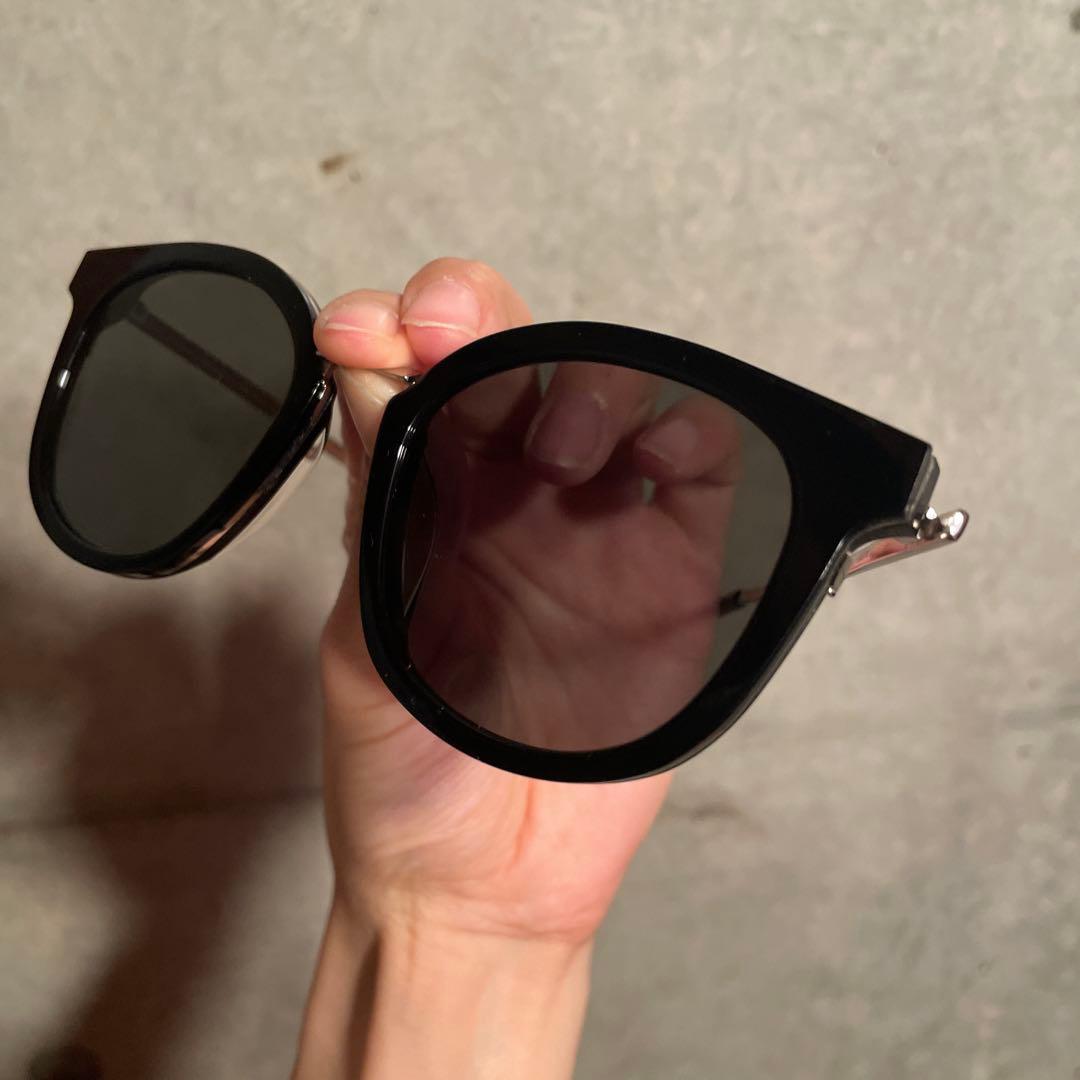 GENTLE MONSTER 椎名林檎着用?モデル - メルカリ