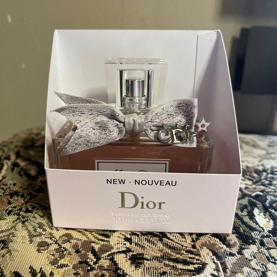 ディオールミス ディオール オードゥ パルファン100mlカスタマイズ