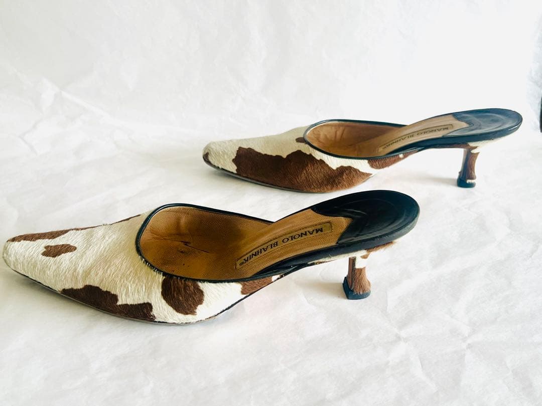 MANOLO BLAHNIK アニマルハラコミュール ポインテッドトゥ 37靴 Her