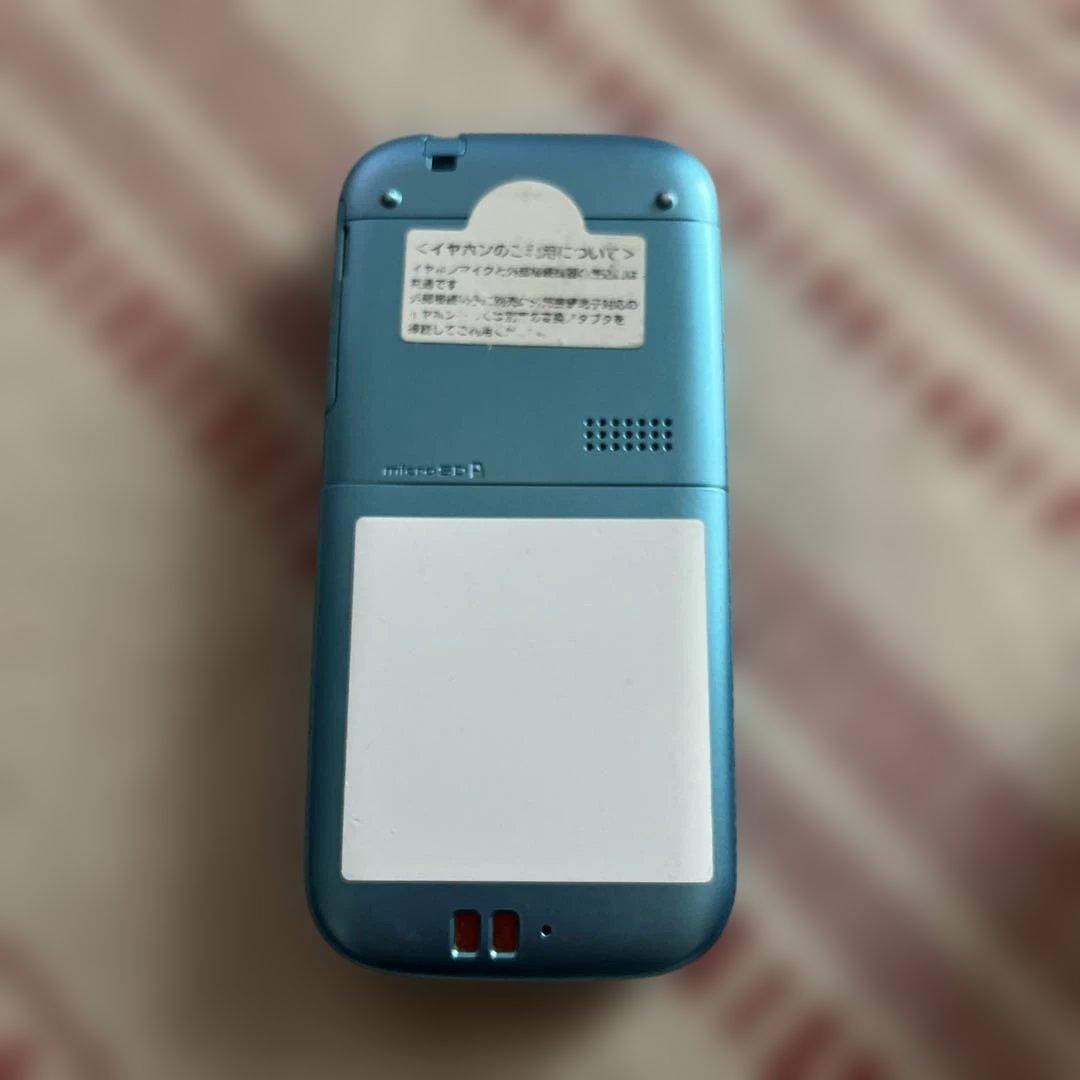 美品 docomo ドコモ F-01G ブルー折りたたみ式携帯電話 卓上充電器付