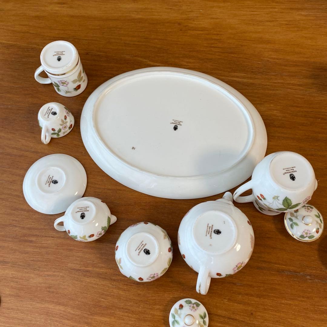 ウェッジウッド ワイルドストロベリー ミニチュア ティーセット