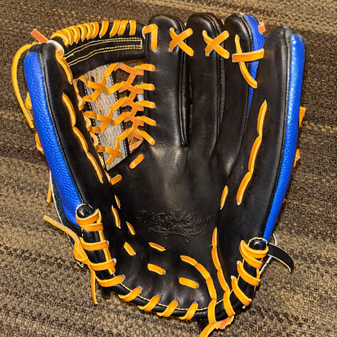 ☆超美品 Wilson Queens ソフトボール用 オールラウンド 即戦力