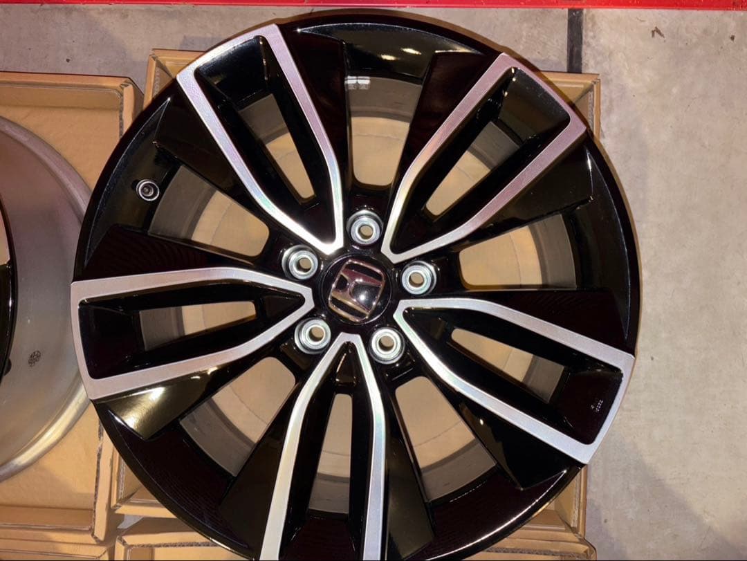 【未使用】ヴェゼル e:HEV 純正18×7.5J +55 5H ホイール4本
