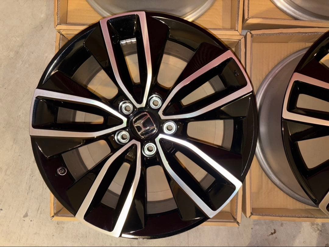 【未使用】ヴェゼル e:HEV 純正18×7.5J +55 5H ホイール4本