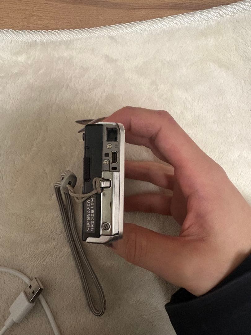 SONY Cyber-shot 12.1MP デジタルカメラ