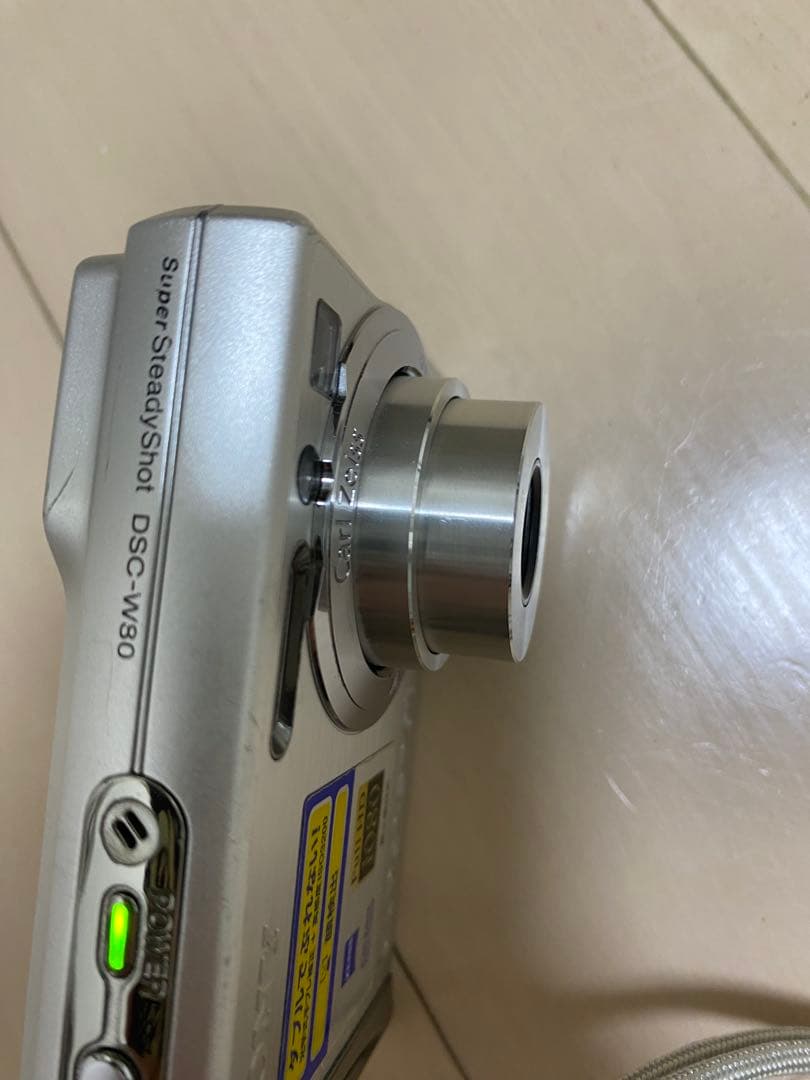 Sony Cyber-shot 7.2MP コンパクトデジタルカメラ