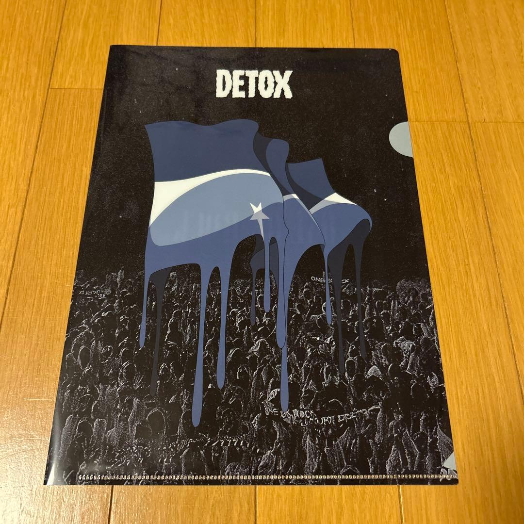 ONE OK ROCK DETOX クリアファイル - メルカリ