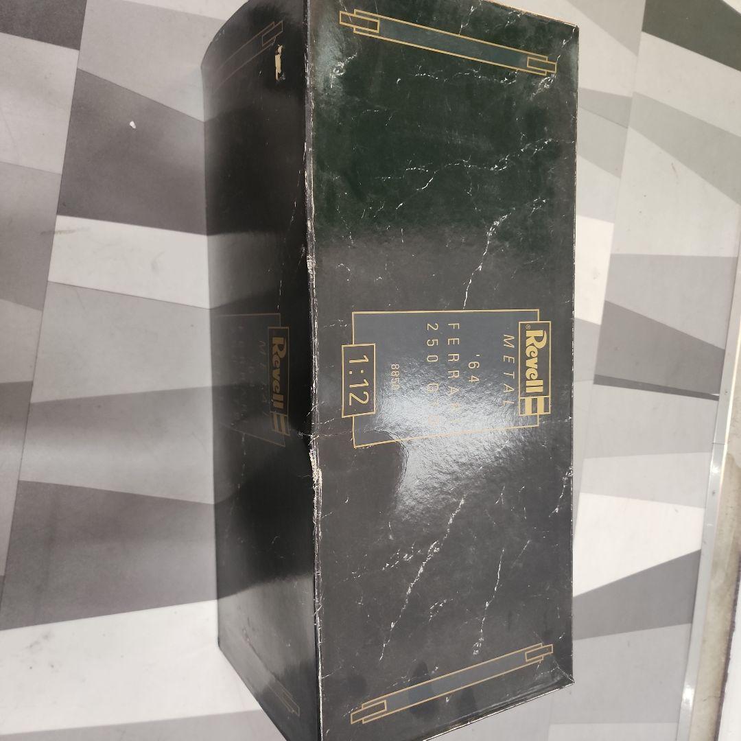 Revell Ferrari 250 GTO 1:12 金属製モデルキット Revell Metal '62 Ferrari 250 Gto Model Car Free Shipping From