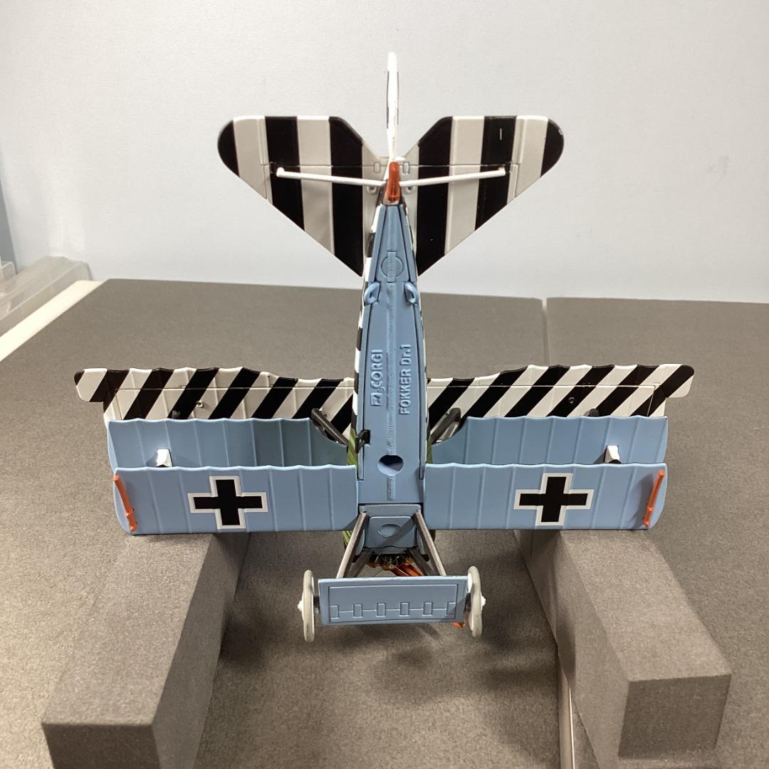 1/48 CORGI フォッカーDr.1 ドイツ軍航空隊 キルシュタイン少尉機