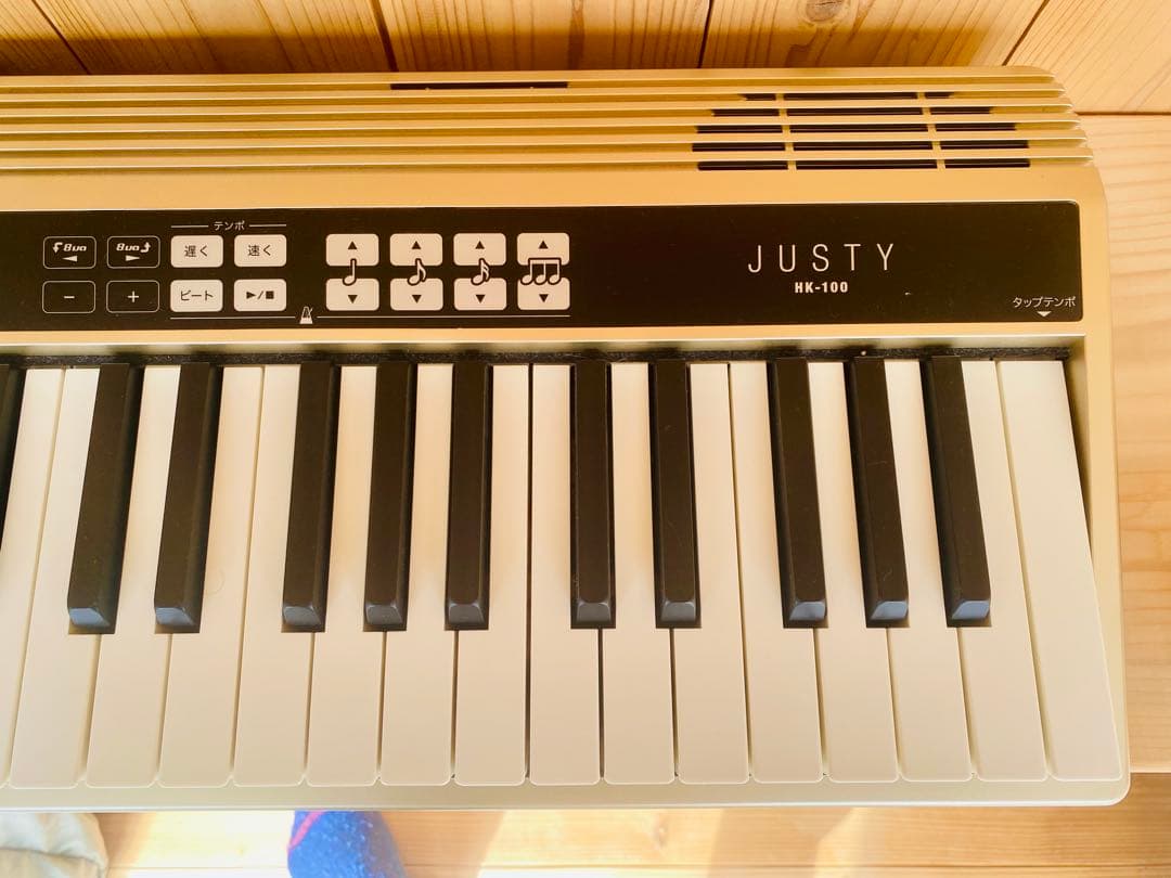 美品 Roland JUSTY HK-100 ゴールド 61鍵 - メルカリ