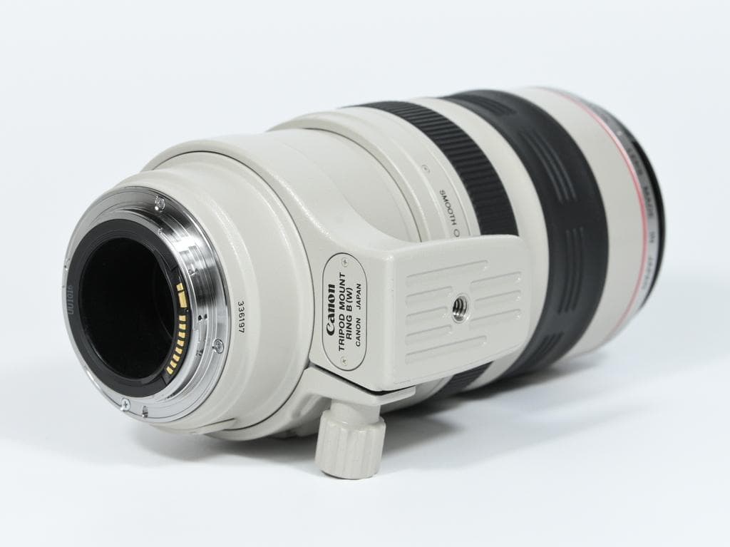 ほぼ新品 キヤノン EF 100-400mm F4.5-5.6 L IS USM
