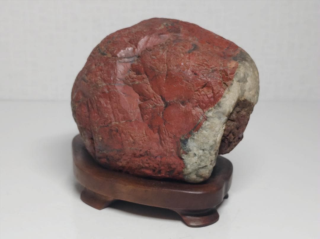 佐渡産 1.1kg 赤玉石 赤石 原石 鑑賞石 自然石 誕生石 鉱物 鉱石 水石