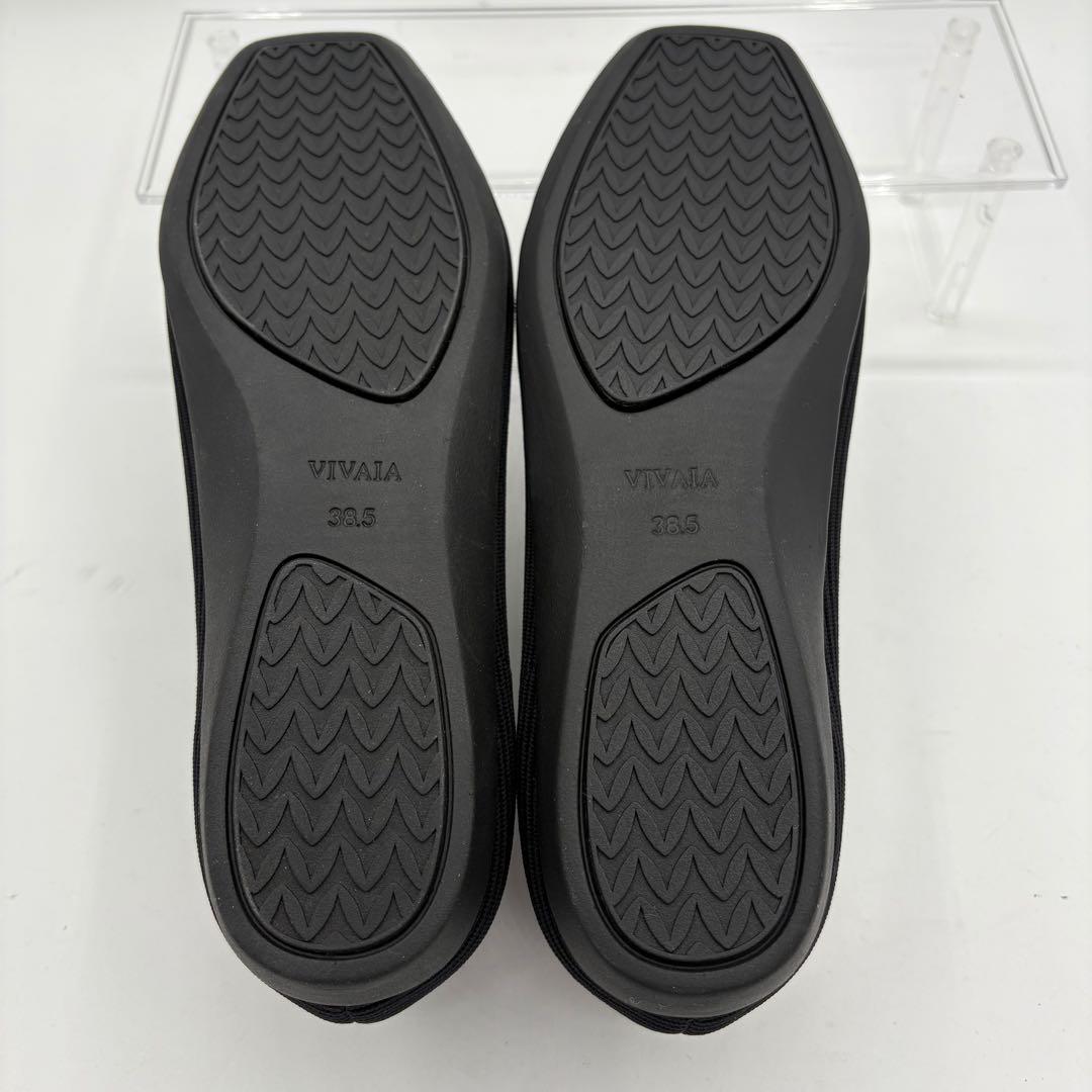 【未使用】ビバイア　【24.5cm】フラットシューズ　スクエア　Vカットブラック