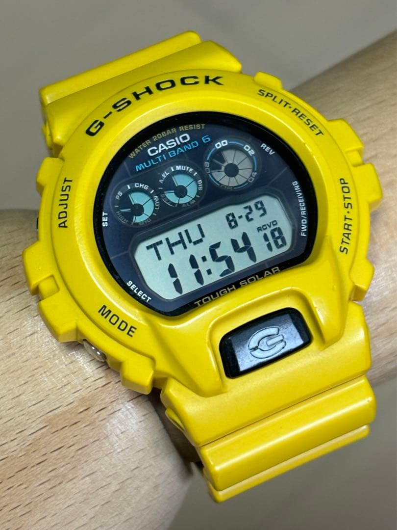 G-SHOCK/三つ目/GW-6900/電波ソーラー/イエロー/クレイジー/黄色