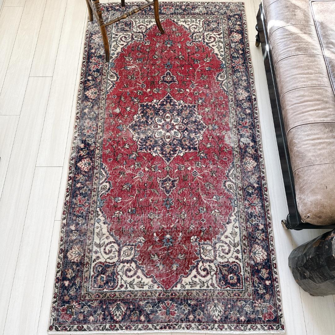 トルコ ヴィンテージラグ A126 ダークレッド ネイビー ターコイズ