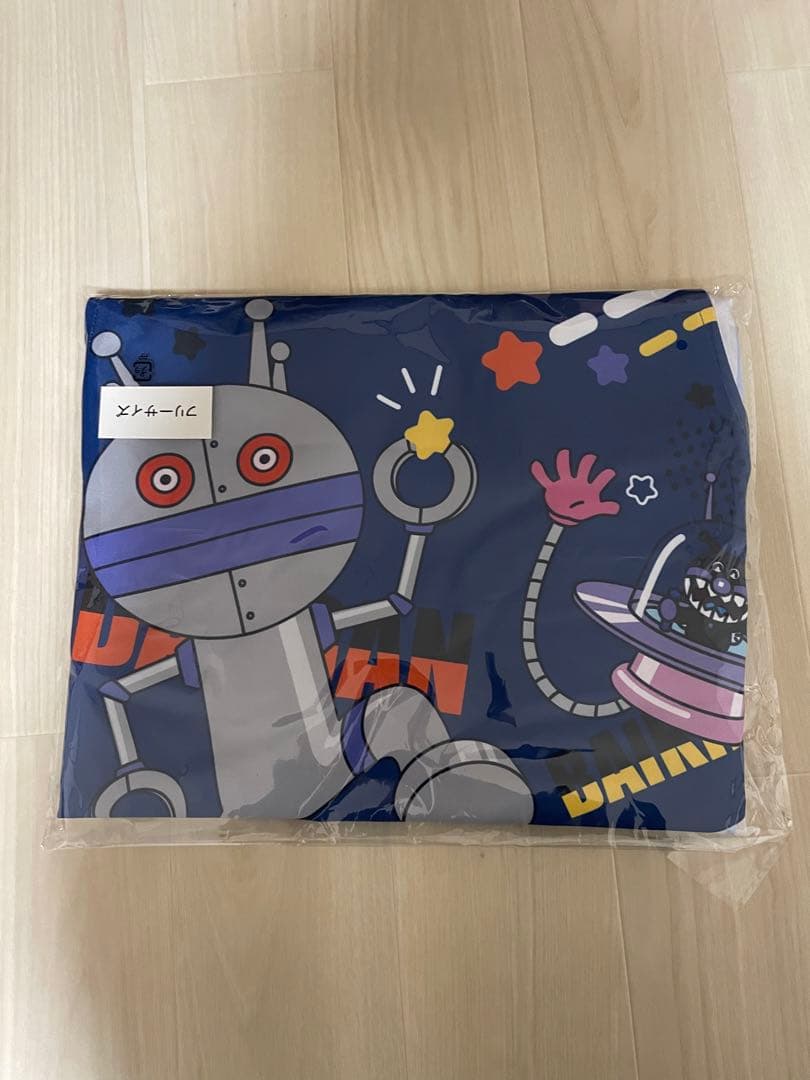 ブレーベル館 アンパンマンエプロン だだんだん - メルカリ