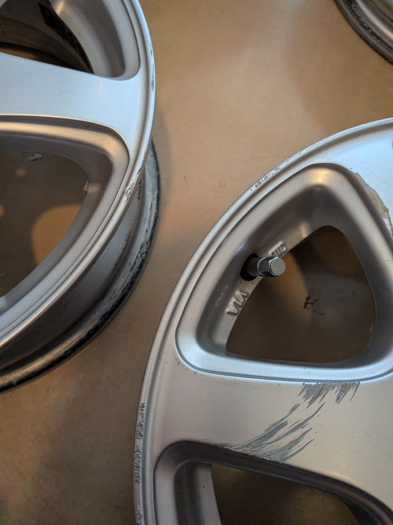 【tatata】 13インチ ブリヂストンFEID 4.5J 4穴