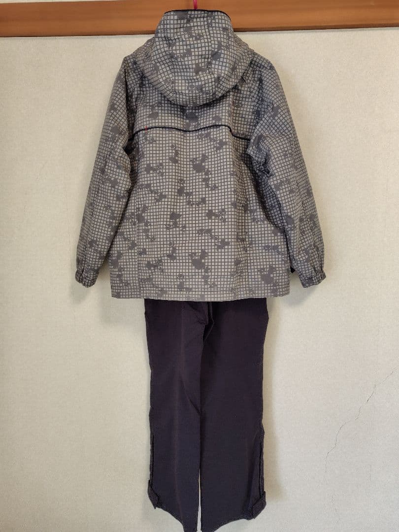 美品 日本製】スヌーピー&ウッドストック柄のレディーススキーウェア(上下)